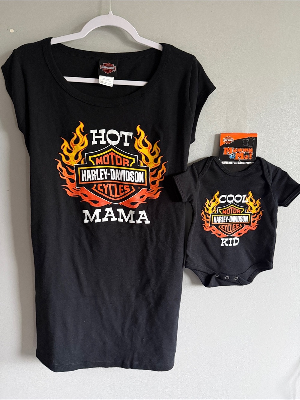 Harley-Davidson Black "Hot Mama" Short Sleeve Tee with Orange Flame Logo